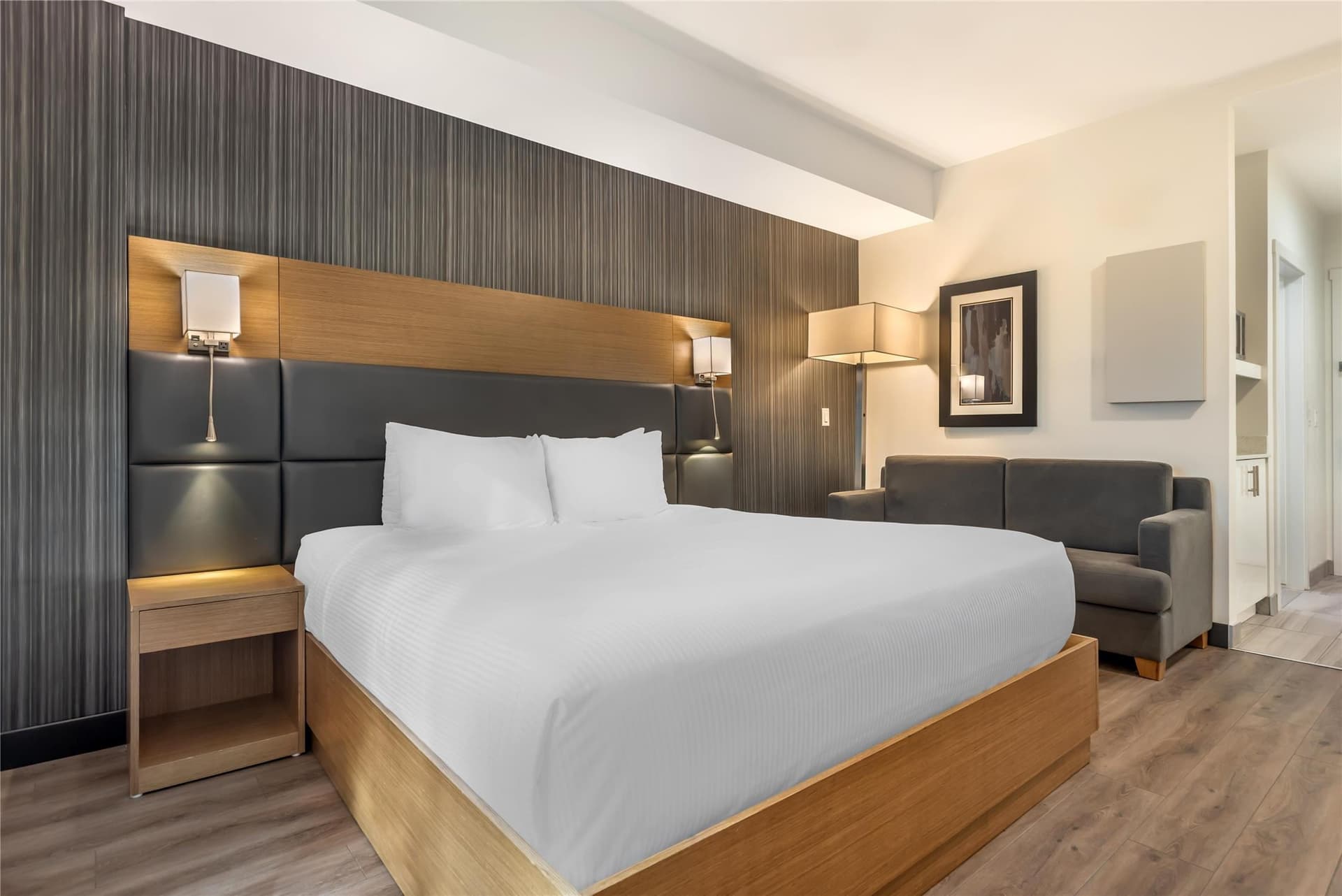 Executive Residency by Best Western Calgary City View North 5