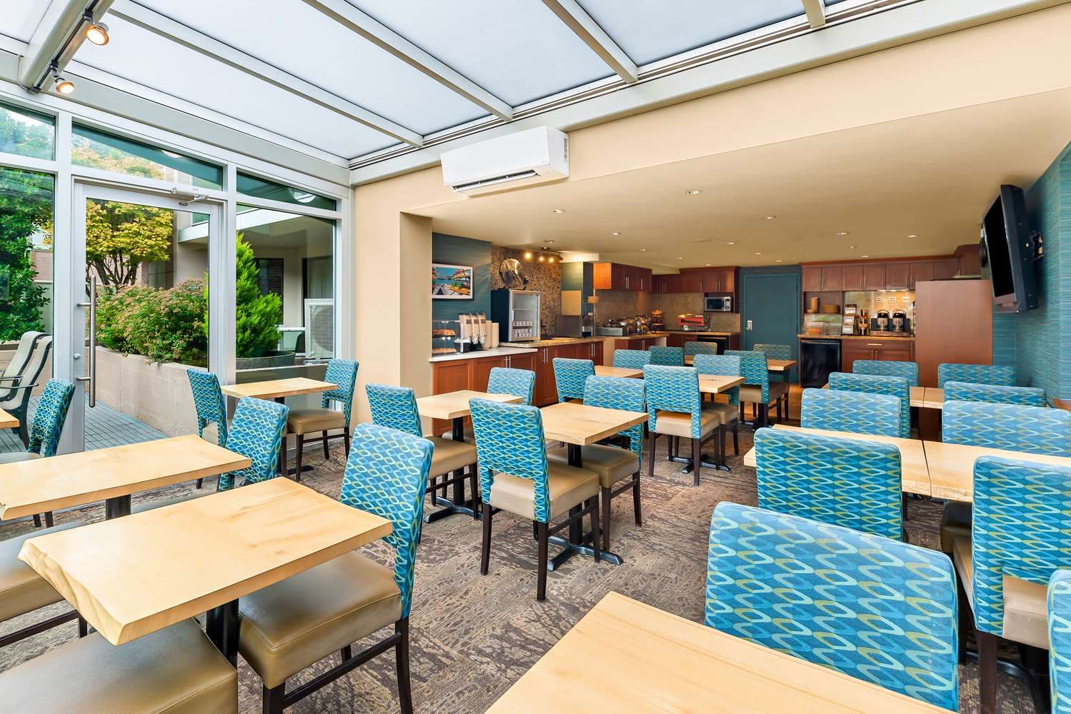 Best Western Plus Inner Harbour 3