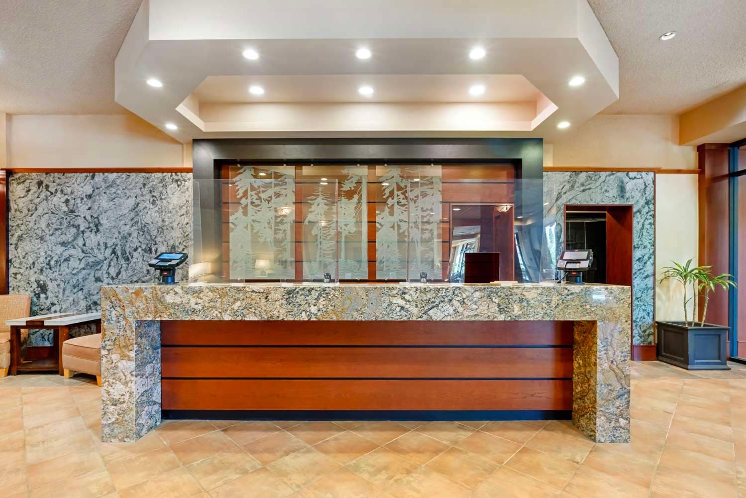 Best Western Plus Barclay Hotel 2