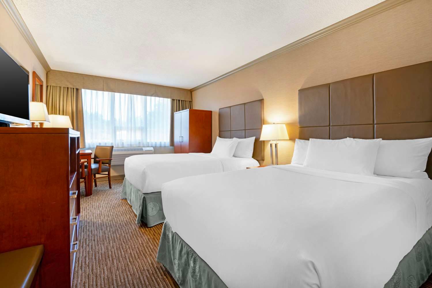 Best Western Plus Barclay Hotel 4