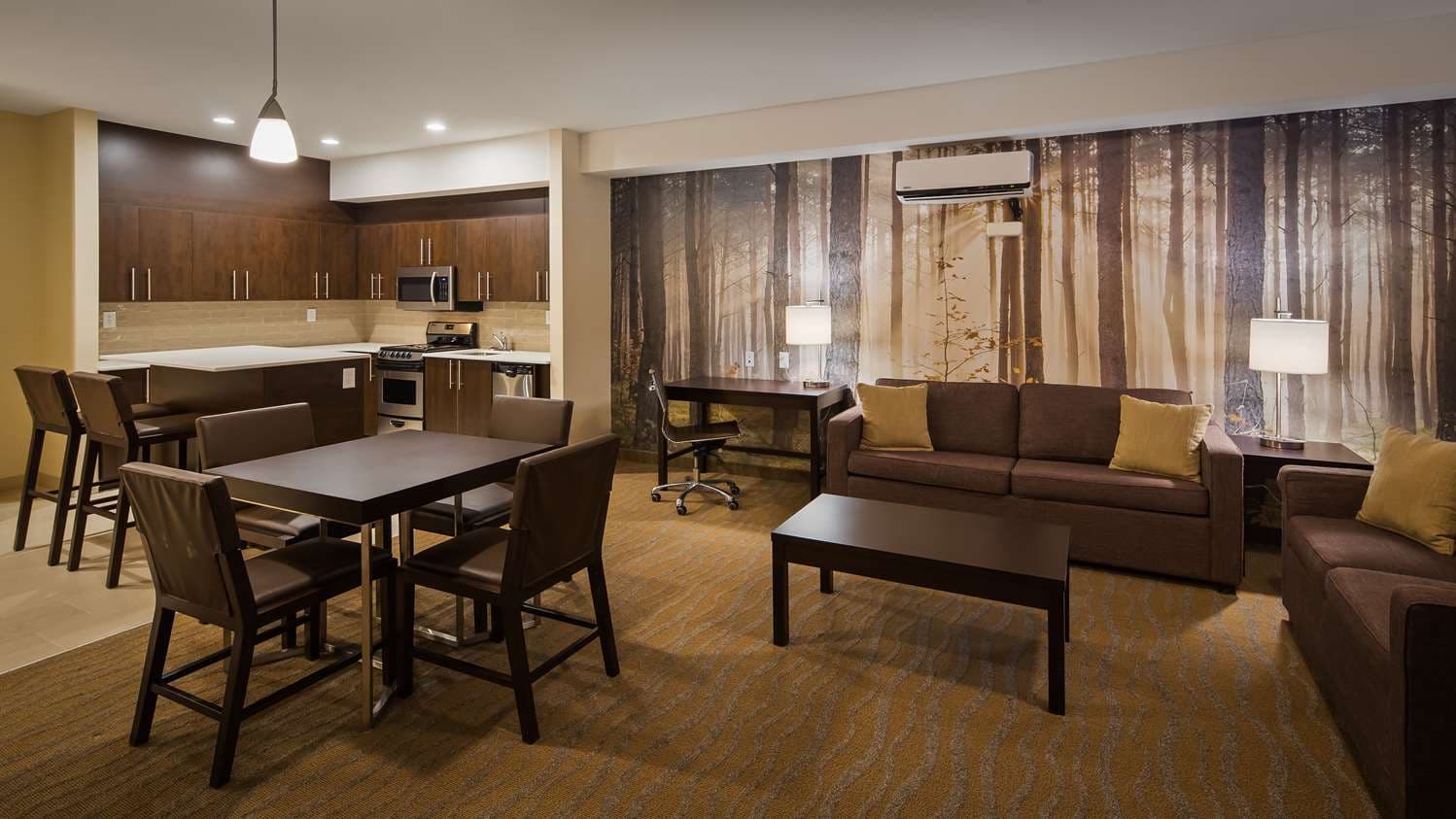 Best Western Plus Merritt Hotel 5