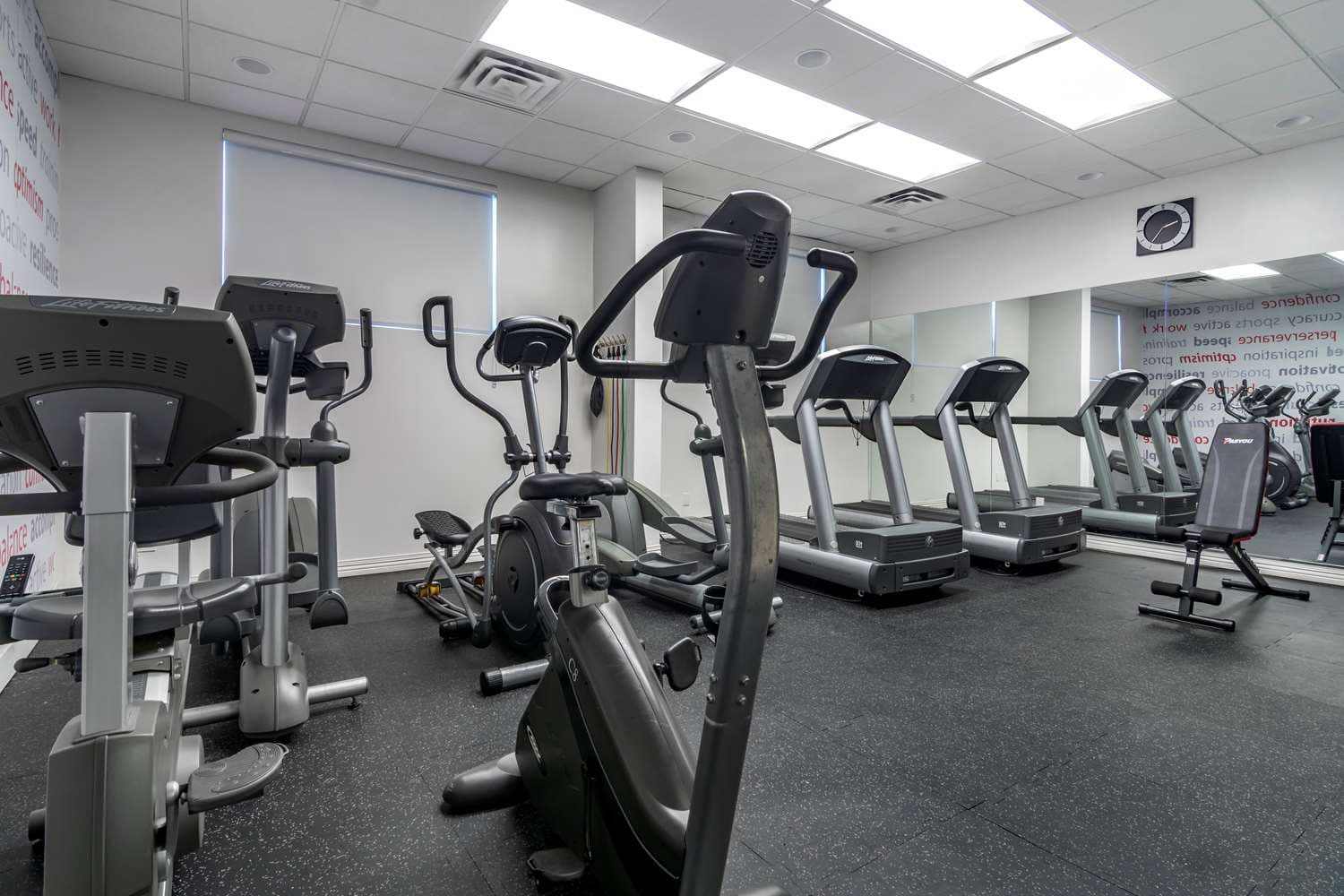 Best Western Plus Vancouver Airport Hotel 2