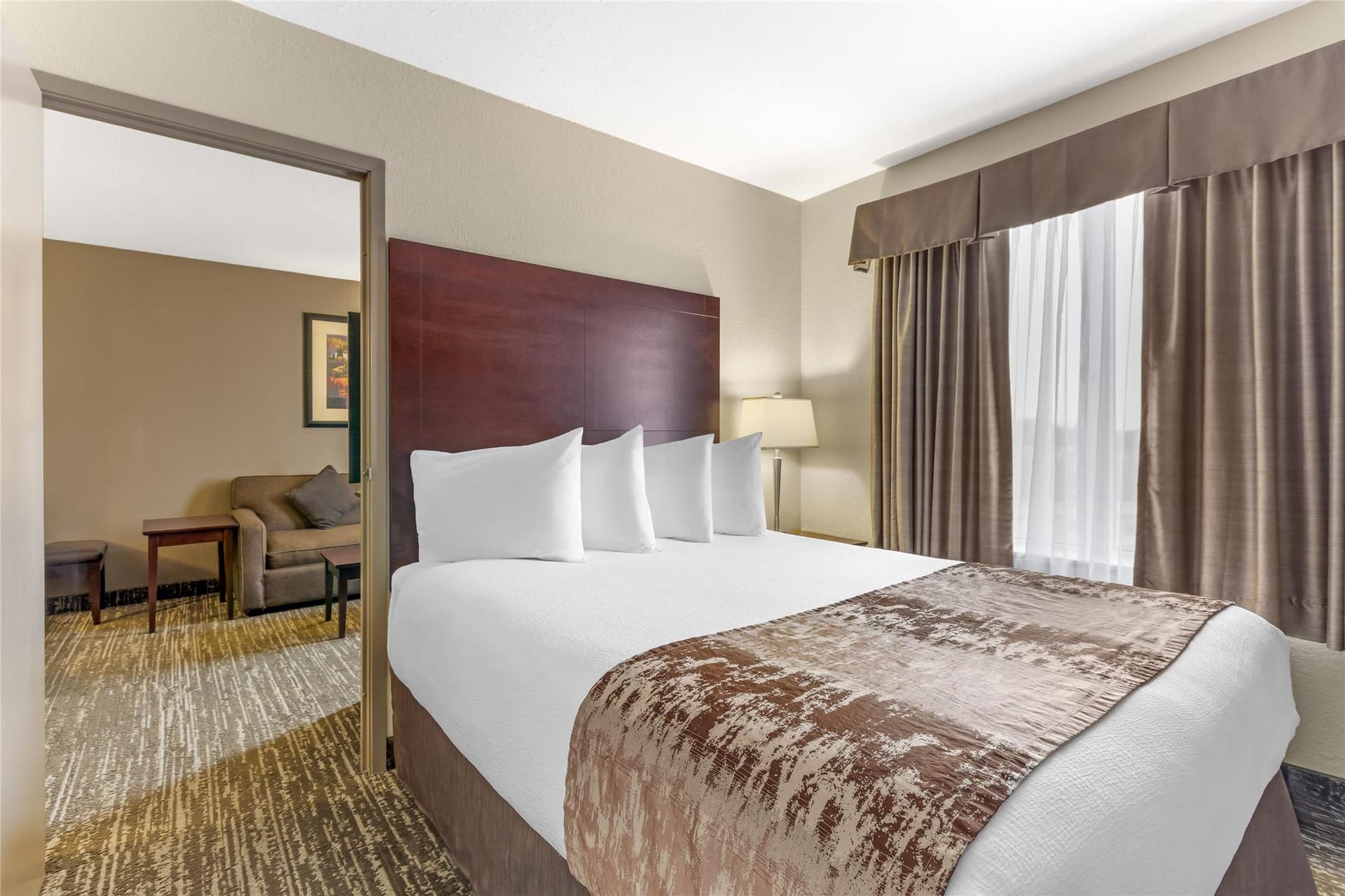 Best Western Plus Pembina Inn & Suites