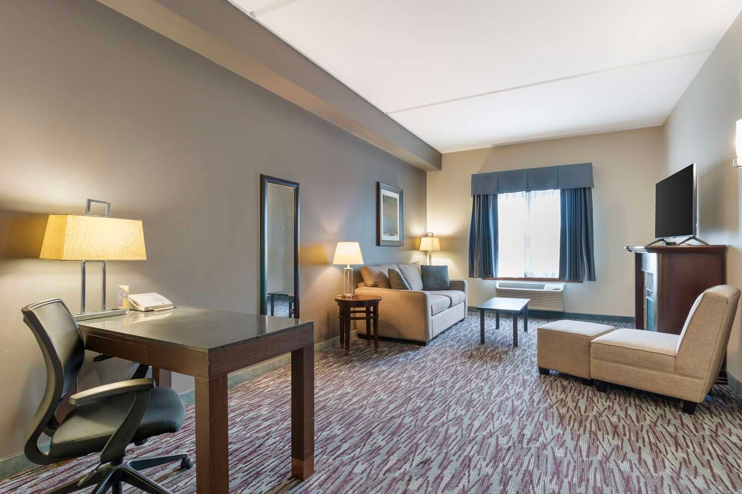 Best Western Plus Brandon Inn 4