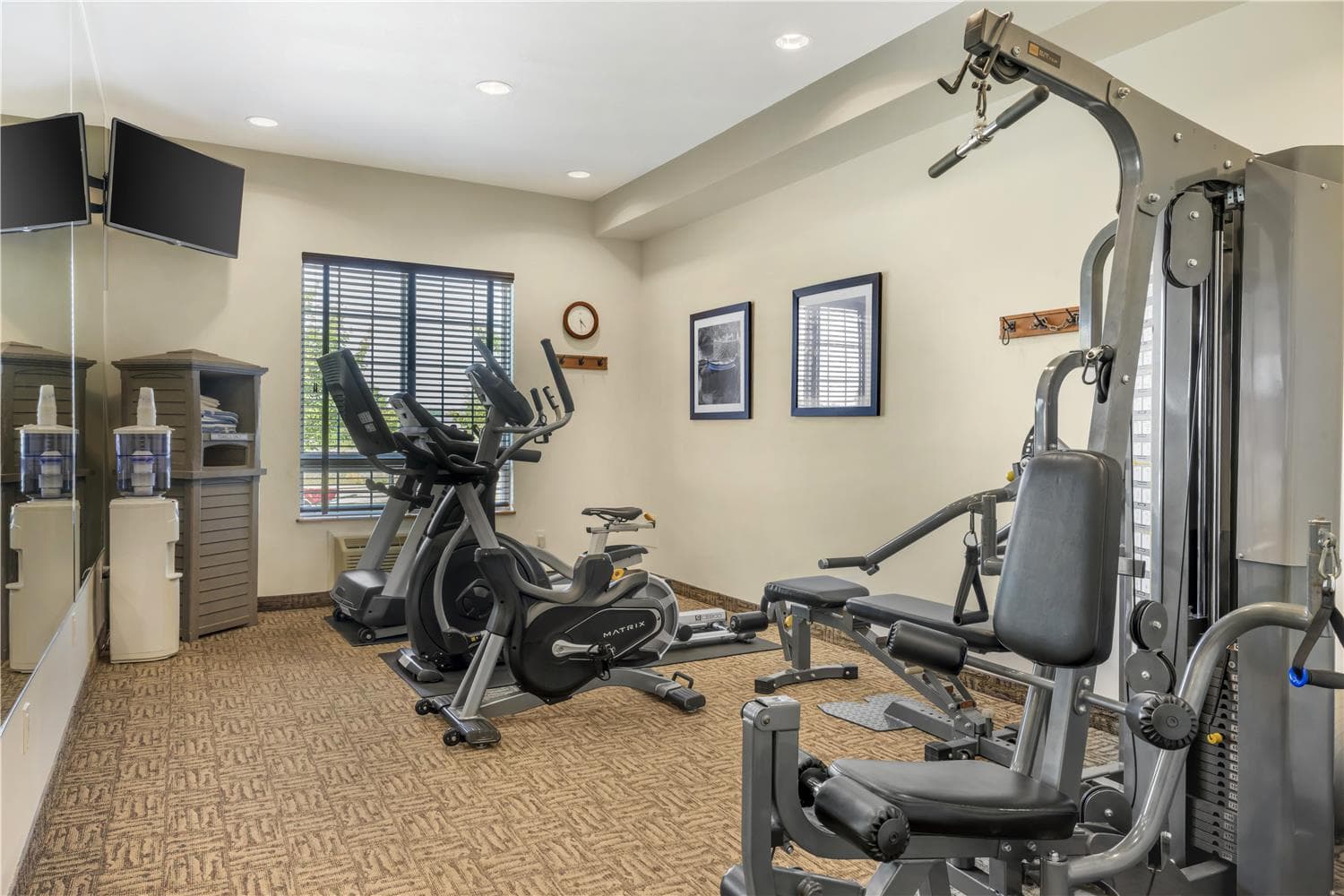 Best Western Plus Saint John Hotel & Suites 4