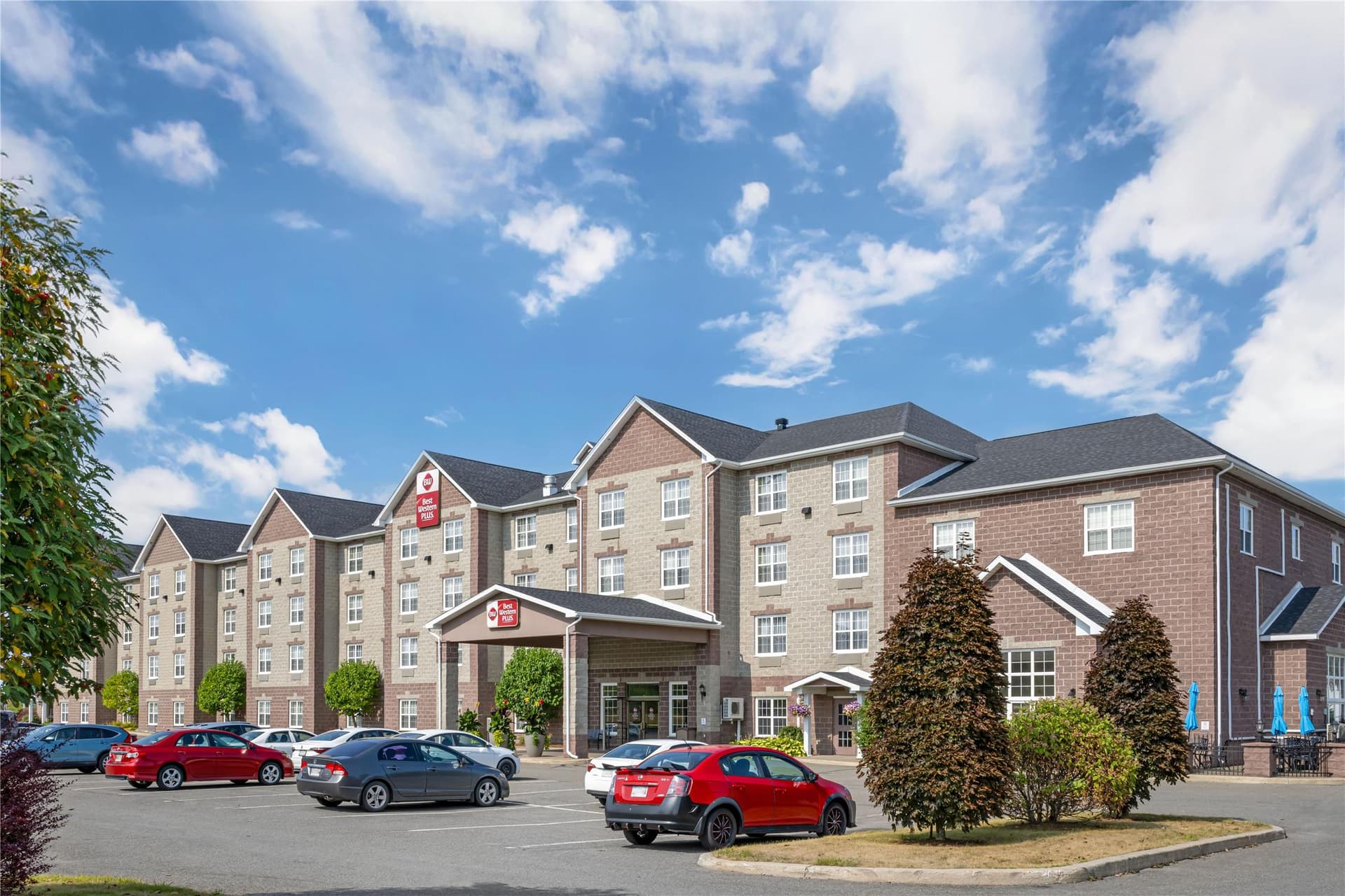 Best Western Plus Fredericton Hotel & Suites 2