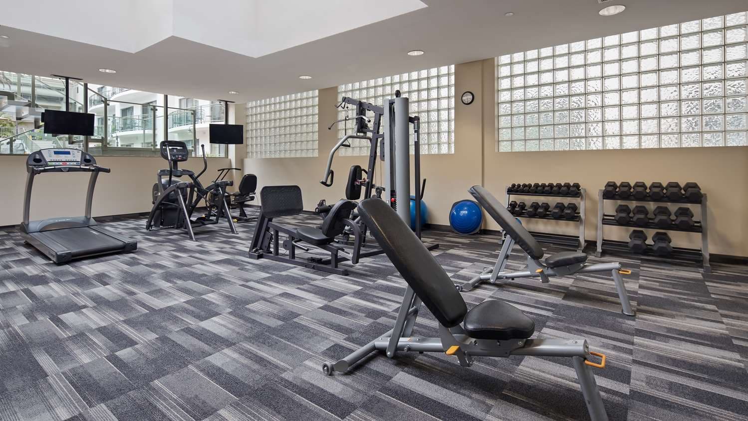 Best Western Plus Lamplighter Inn & Conference Centre 5
