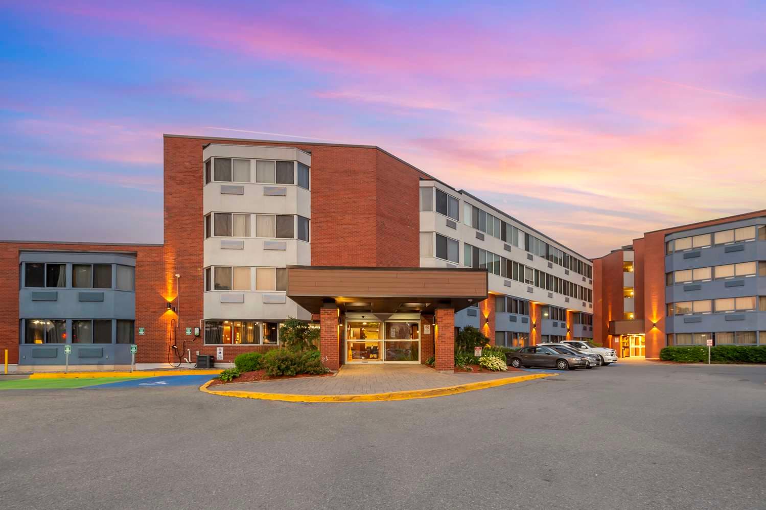Best Western Plus Ottawa City Centre 5