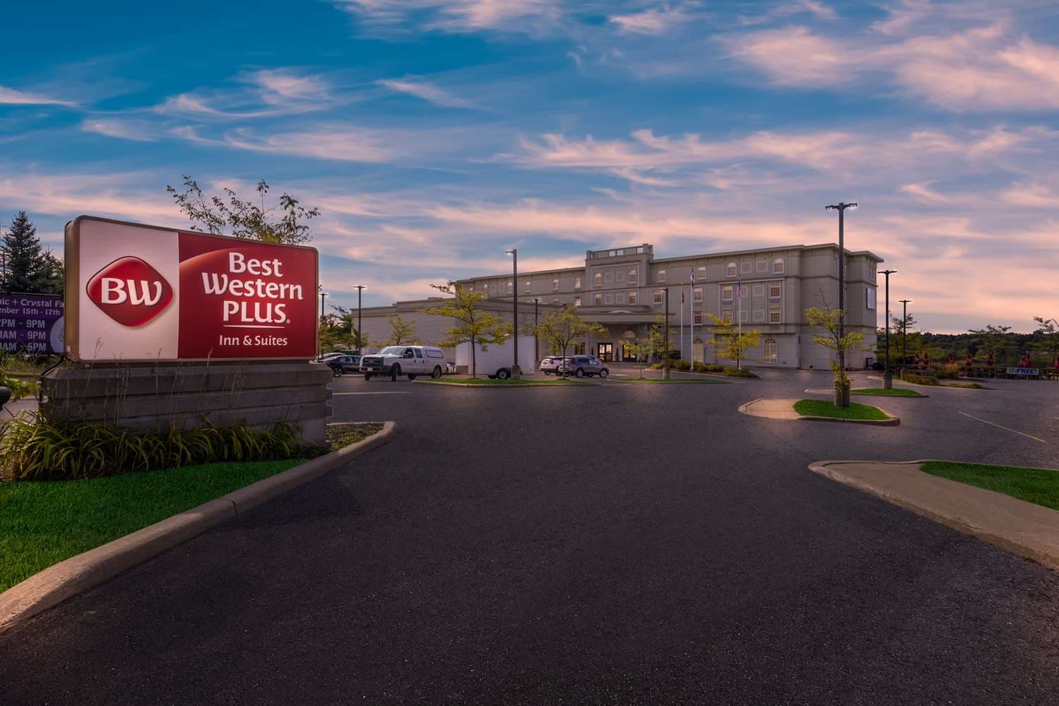Best Western Plus Orangeville Inn & Suites 3