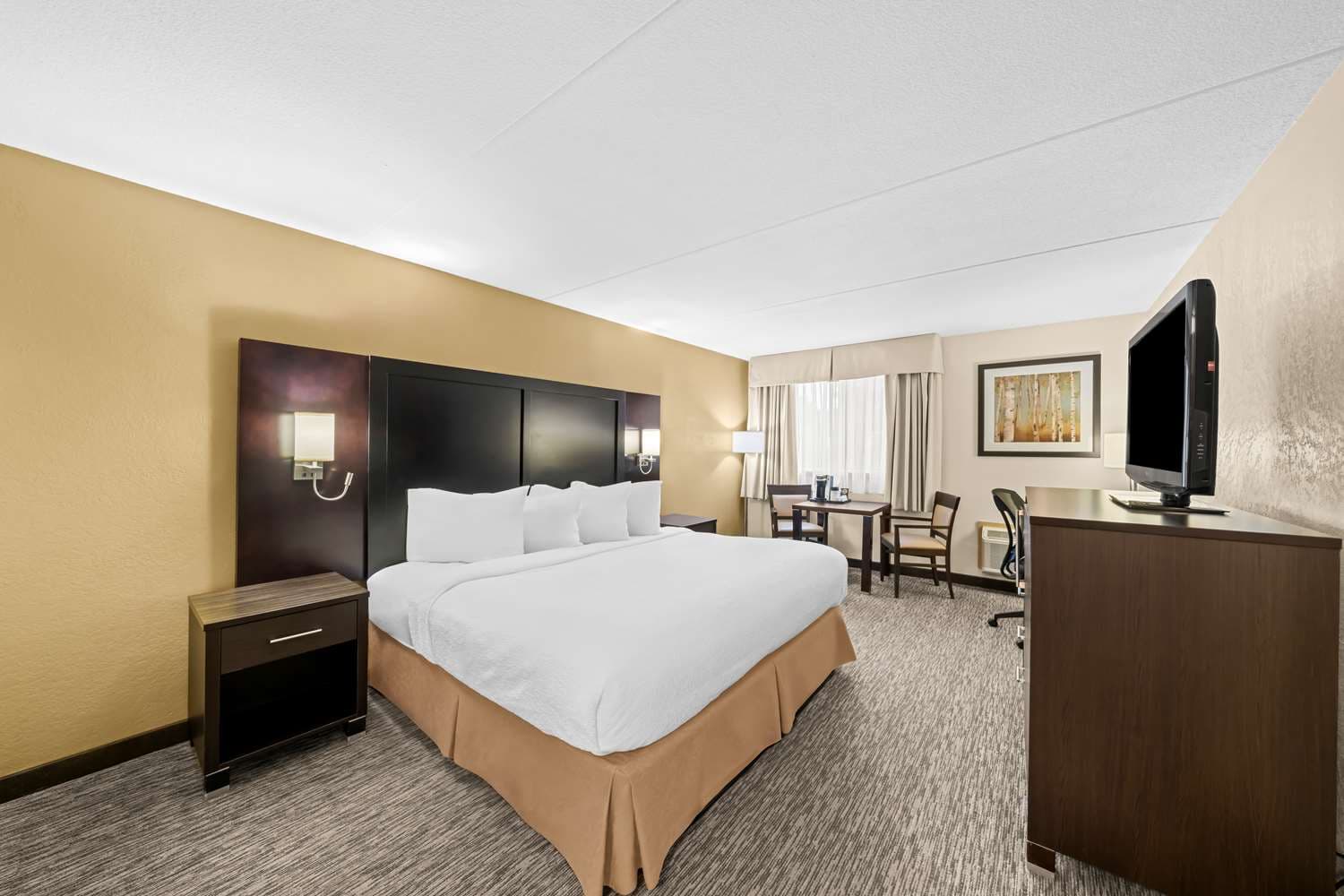 Best Western Plus Mariposa Inn & Conference Centre 3