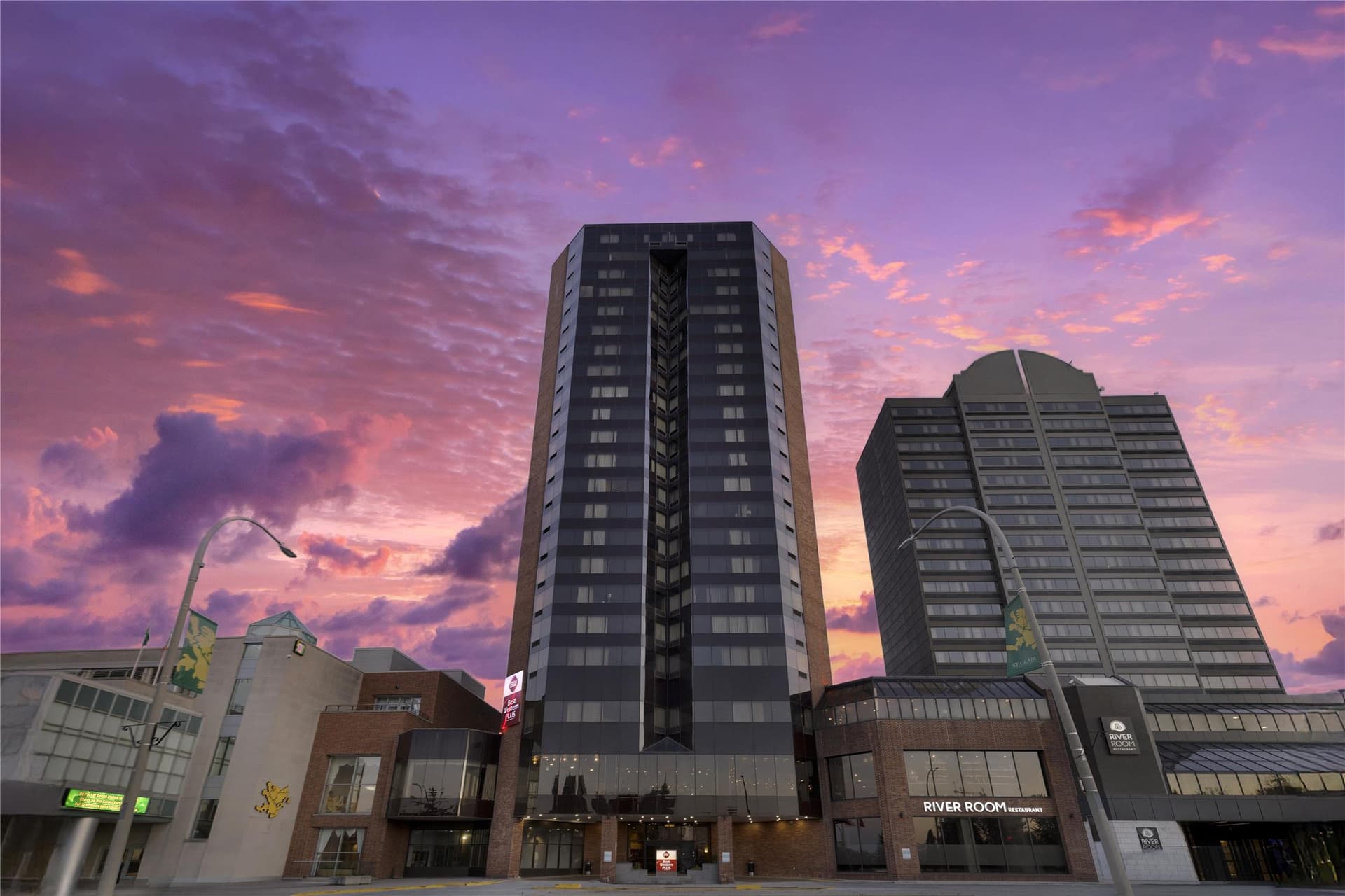 Best Western Plus Waterfront Hotel 2