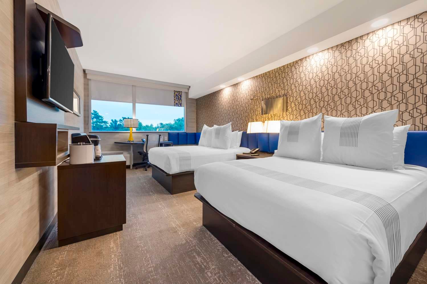 GLō Best Western Kanata Ottawa West 3