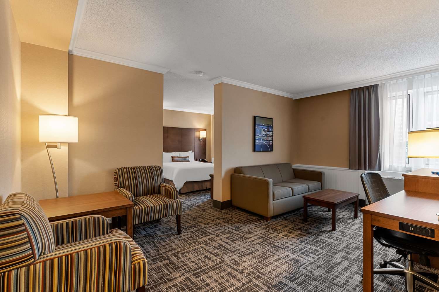 Best Western Ville-Marie Montreal Hotel & Suites 4