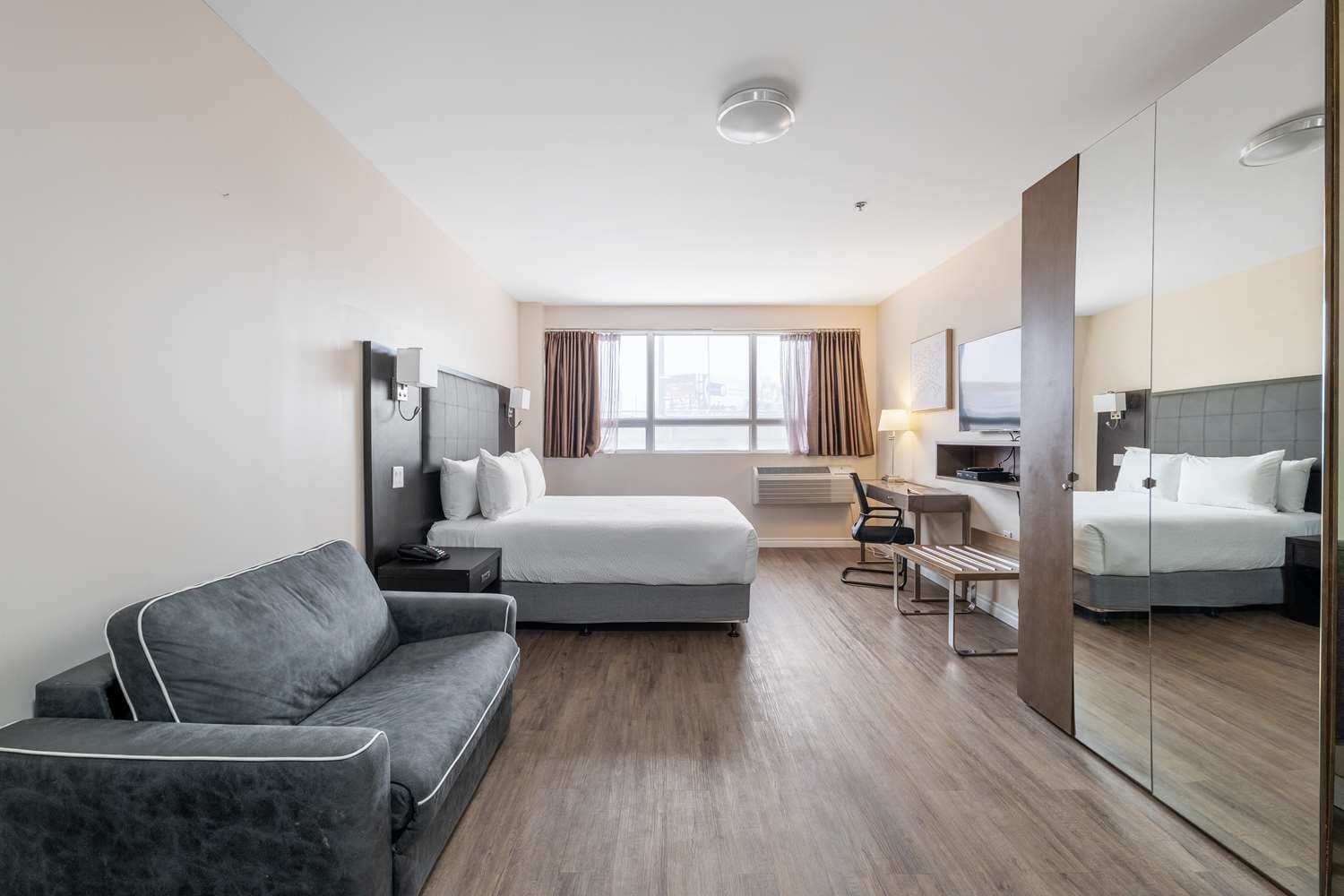 Hotel Montreal Metropolitan, BW Signature Collection 4