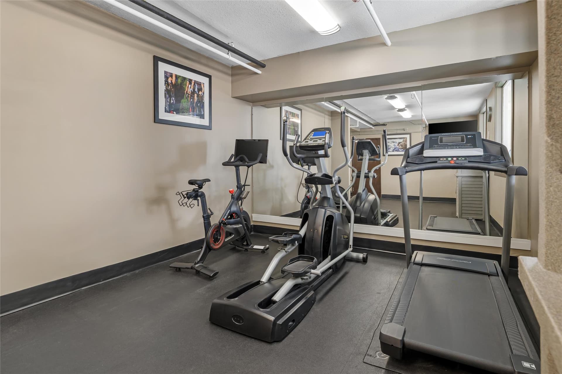 Best Western Estevan Inn & Suites 2