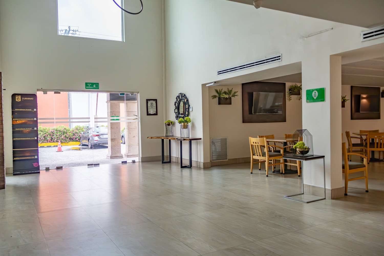 Best Western Plus Monterrey Colon 4