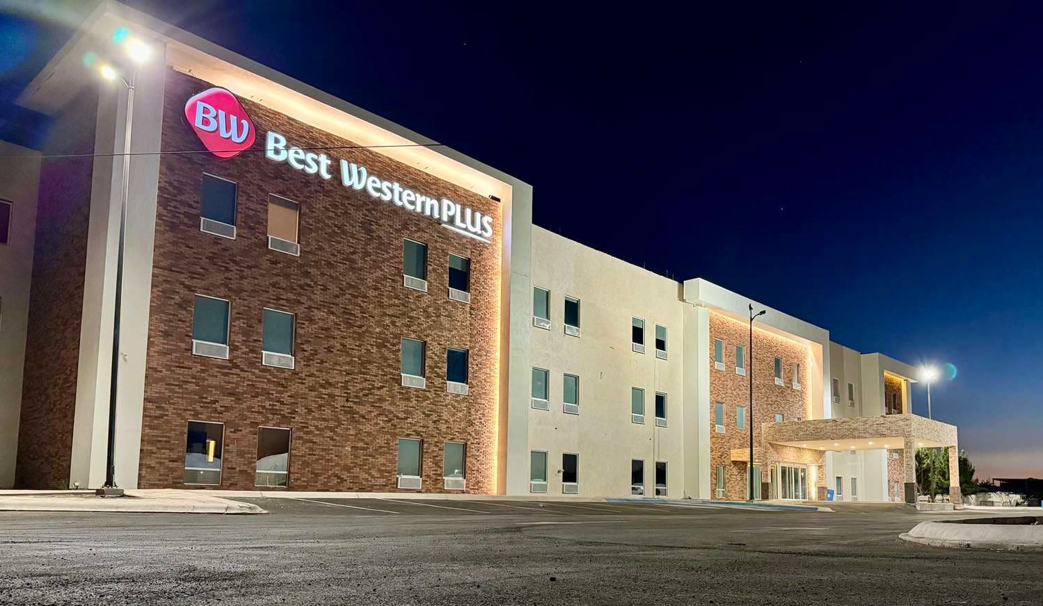 Best Western Plus Chihuahua Sacramento 5