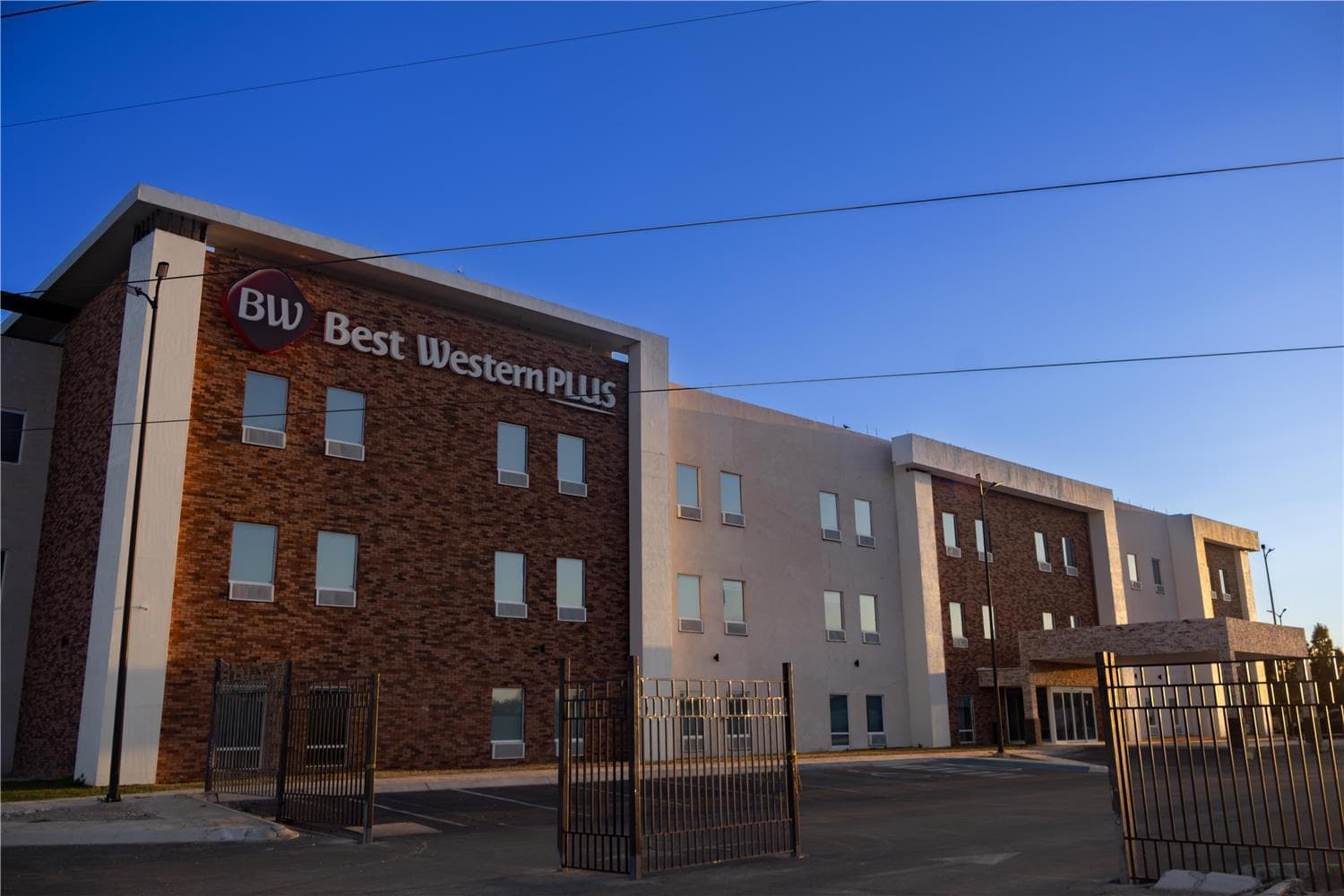 Best Western Plus Chihuahua Sacramento 2