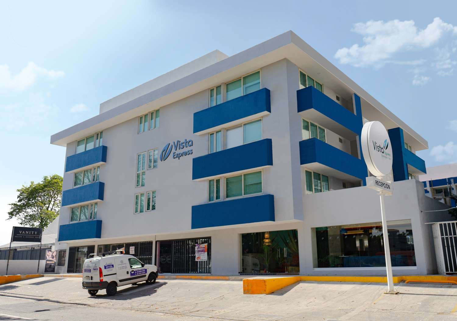 Vista Express Guadalajara Expo SureStay Collection by BW 2