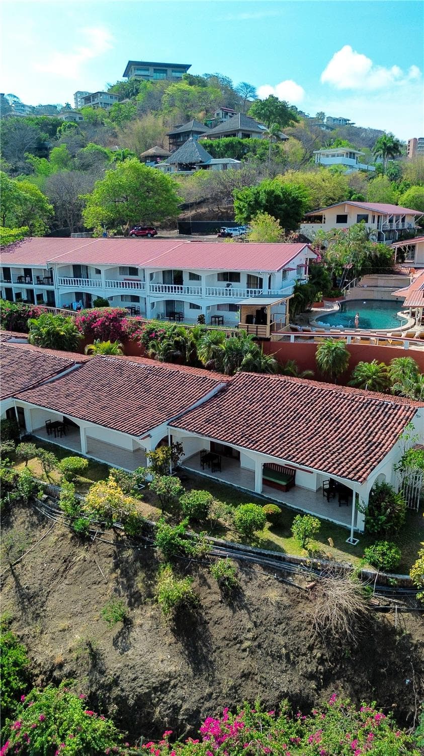 Best Western Tamarindo Vista Villas 3