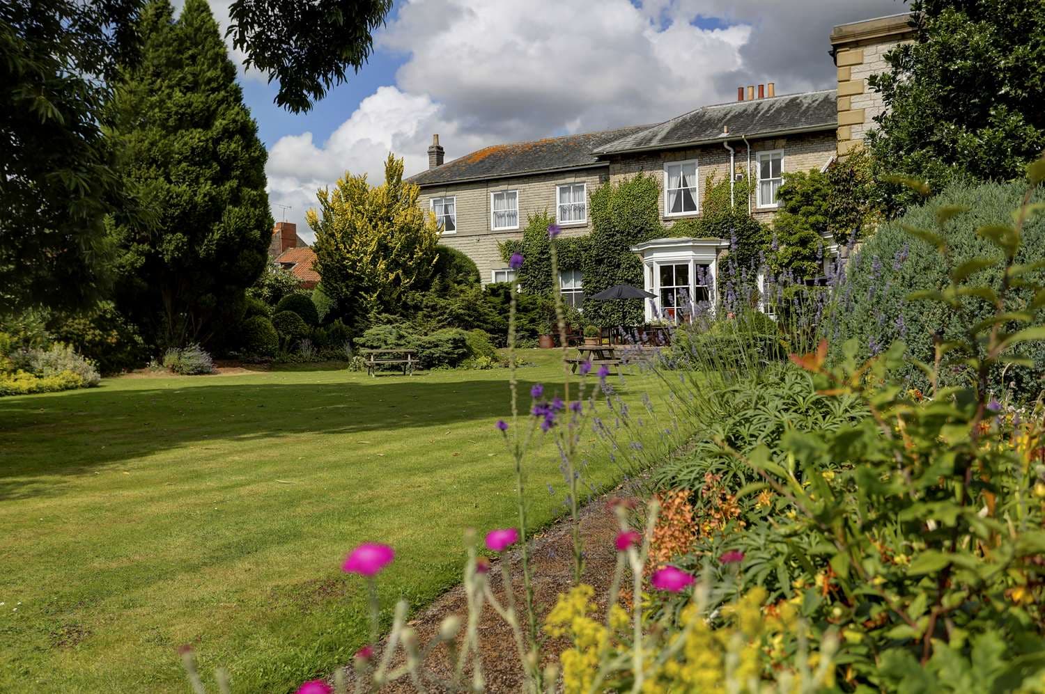 Best Western Forest & Vale Hotel 4