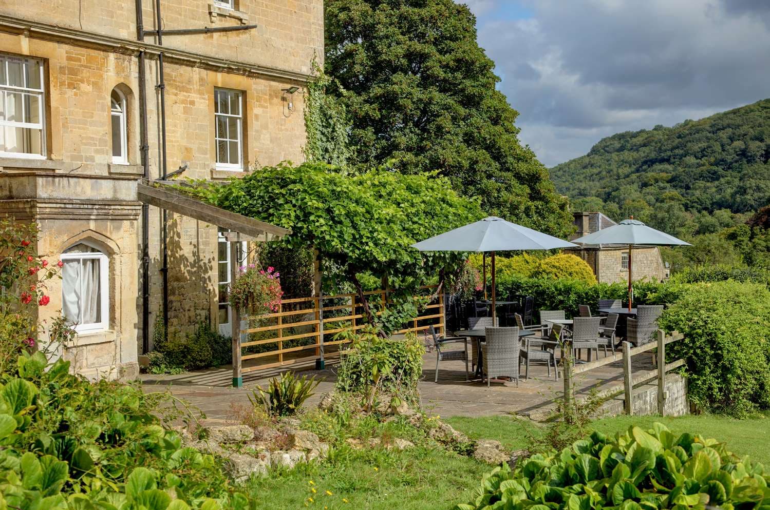 Best Western Limpley Stoke Hotel 5