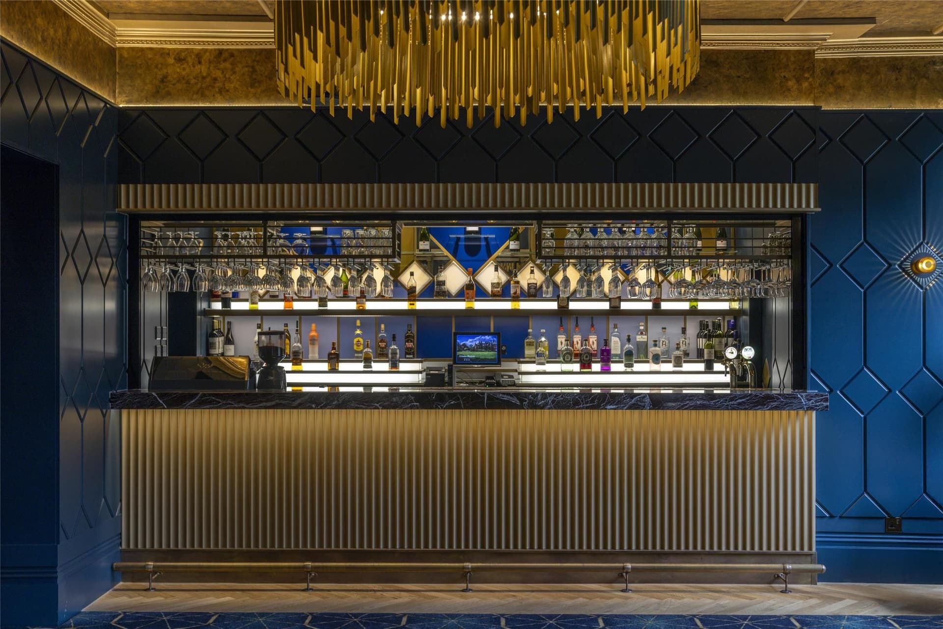 Best Western Abbots Barton Hotel 4