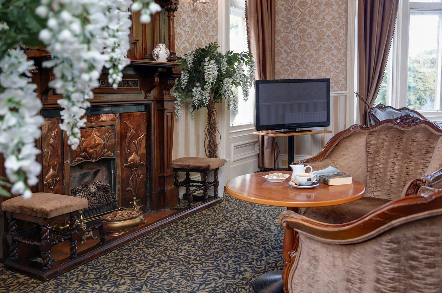Oaklands Hall Hotel 2
