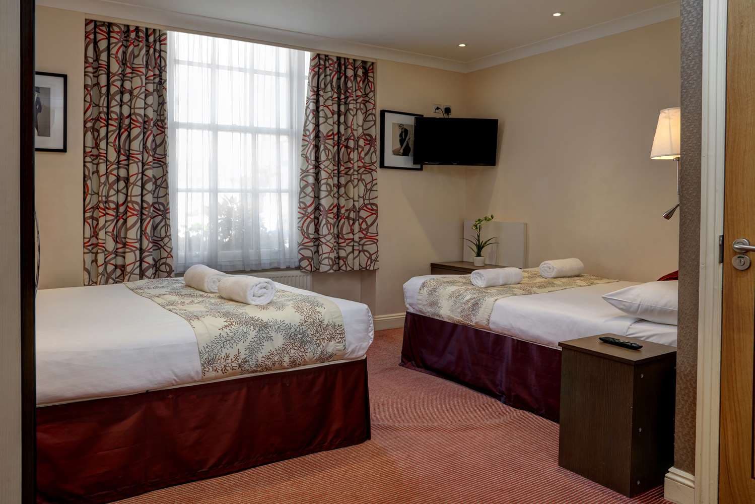 Best Western Buckingham Palace Rd 5