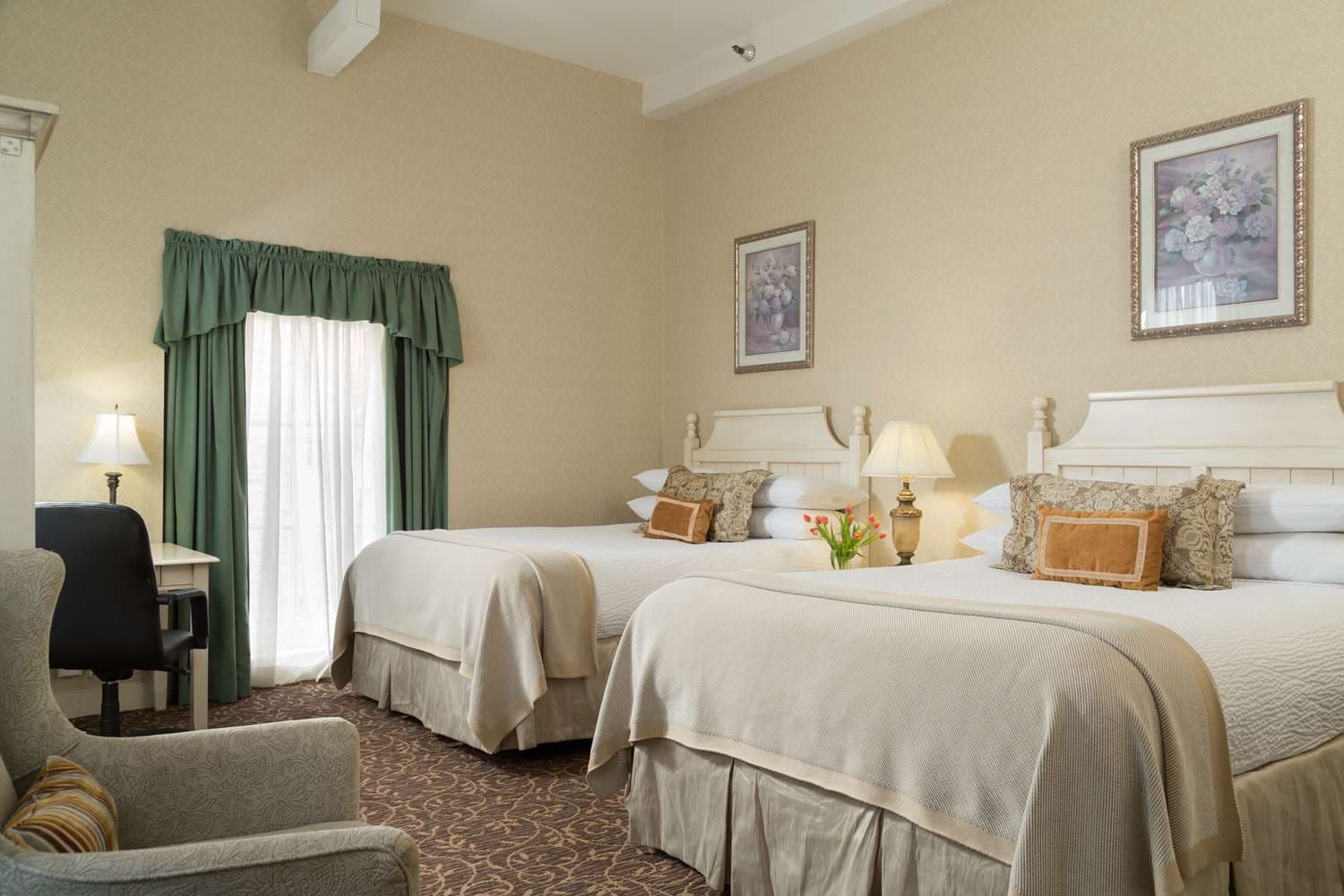 Linden Row Inn 4