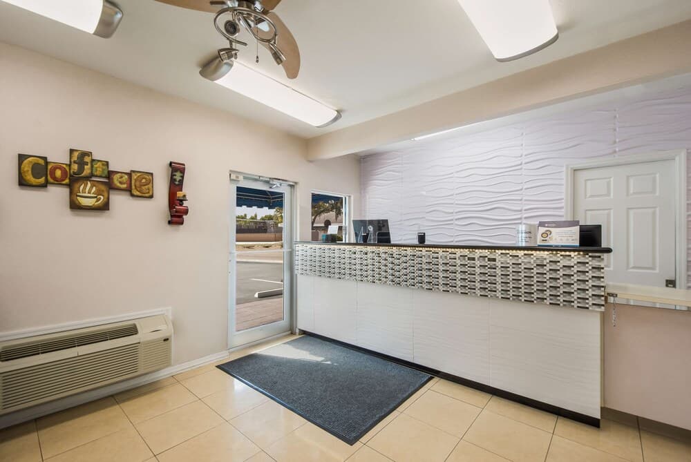 SureStay Hotel by Best Western Sarasota Lido Beach 2