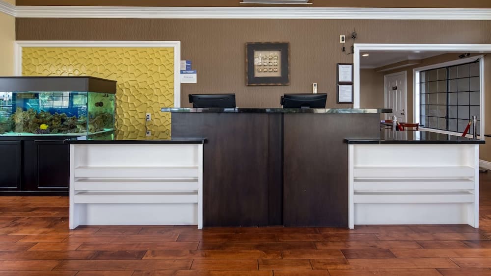 Best Western Palm Garden Inn 3