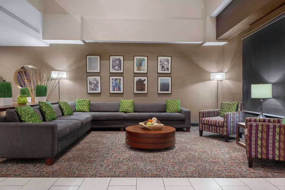 Best Western Plus Miamisburg-Dayton Suites, Banquets & Hotel 5