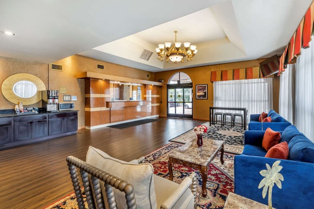 Best Western Plus South Bay Hotel 3