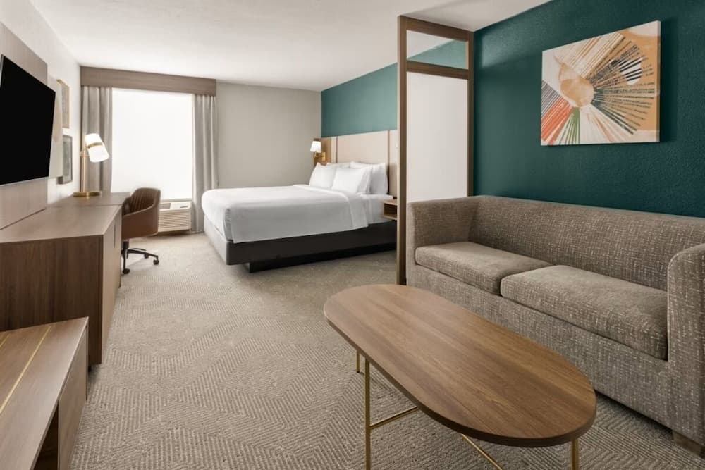 Holiday Inn & Suites Columbia NE - Ft Jackson Area by IHG 5
