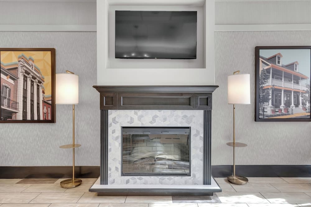 Best Western Plus The Charles Hotel 3
