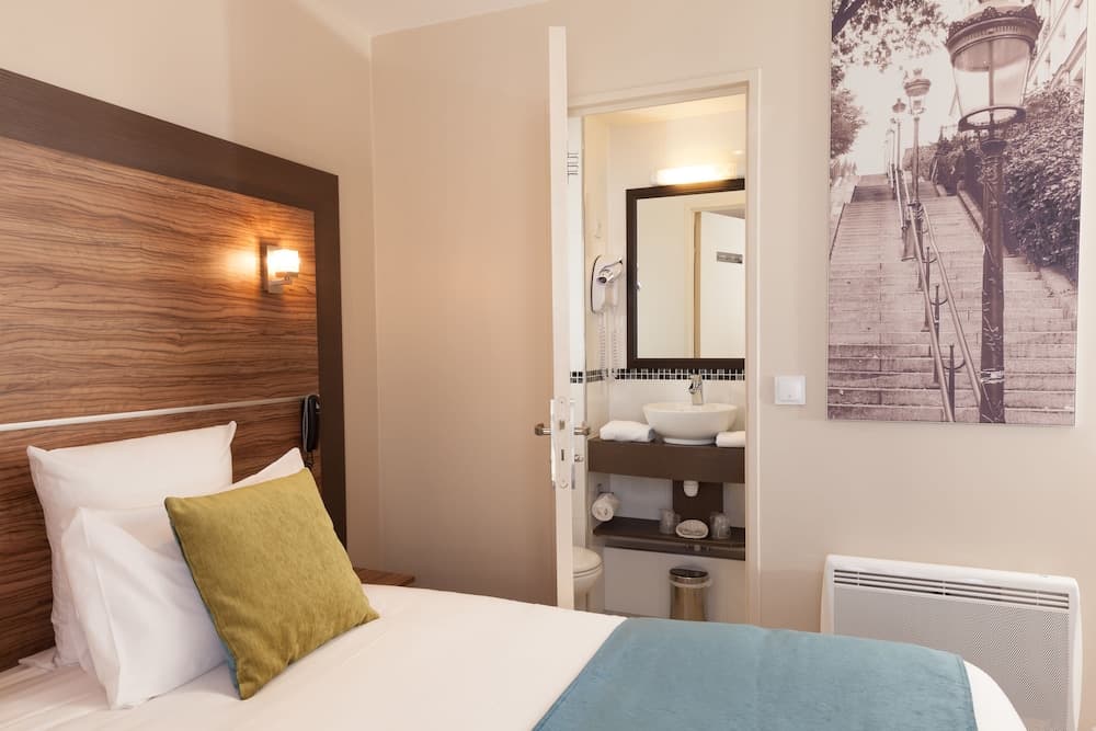 Hotel Apolonia Paris Montmartre, Sure Hotel Collection by BW 4