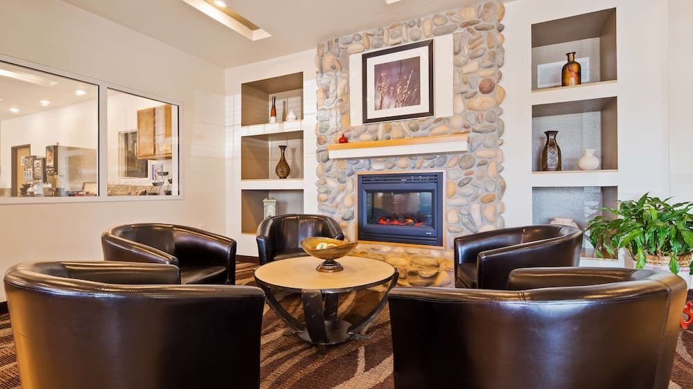 Best Western Firestone Inn & Suites 3