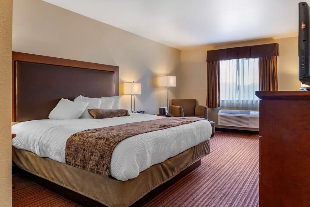 Best Western Plus Sparta Trail Lodge 5