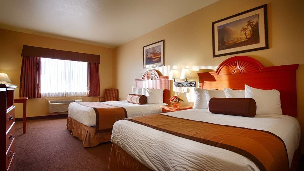Best Western Plus Graham Inn 3