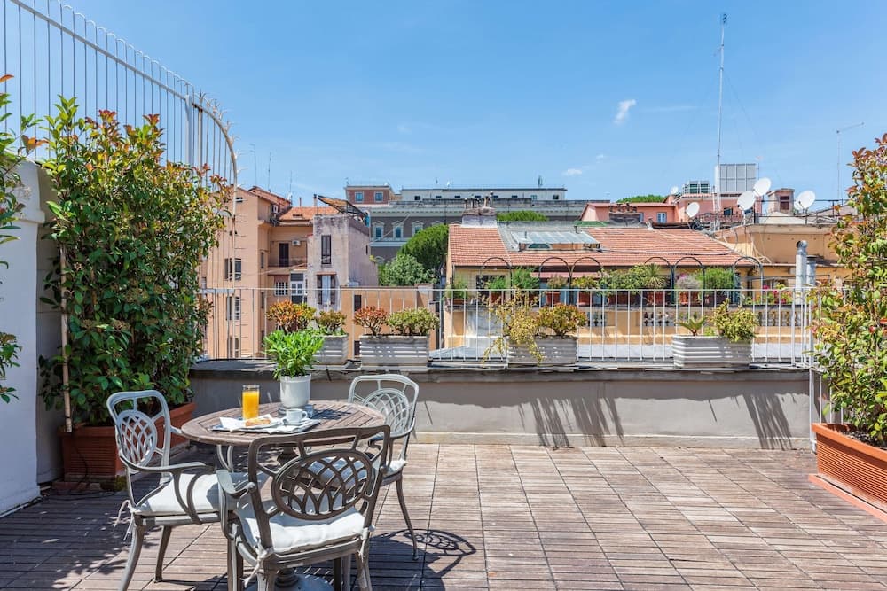 Hotel Raffaello, Sure Hotel Collection by Best Western 4