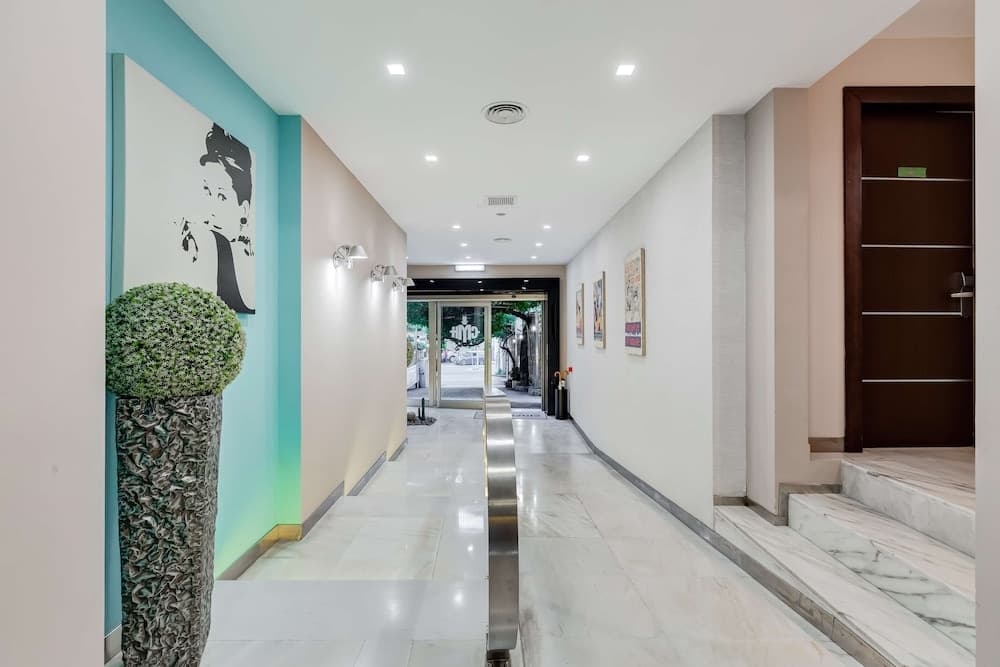 Best Western Cinemusic Hotel 5