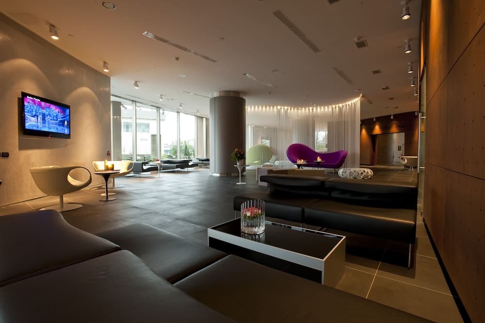 Best Western Plus The Hub Hotel 5