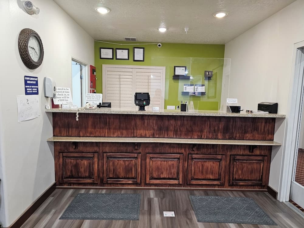 Executive Inn and Suites Extended Stay in Vernal 3