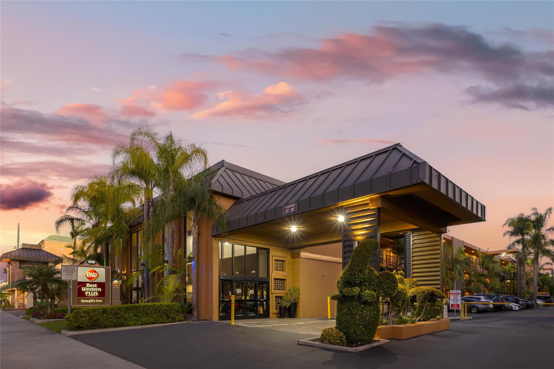 Best Western Plus Stovall's Inn
