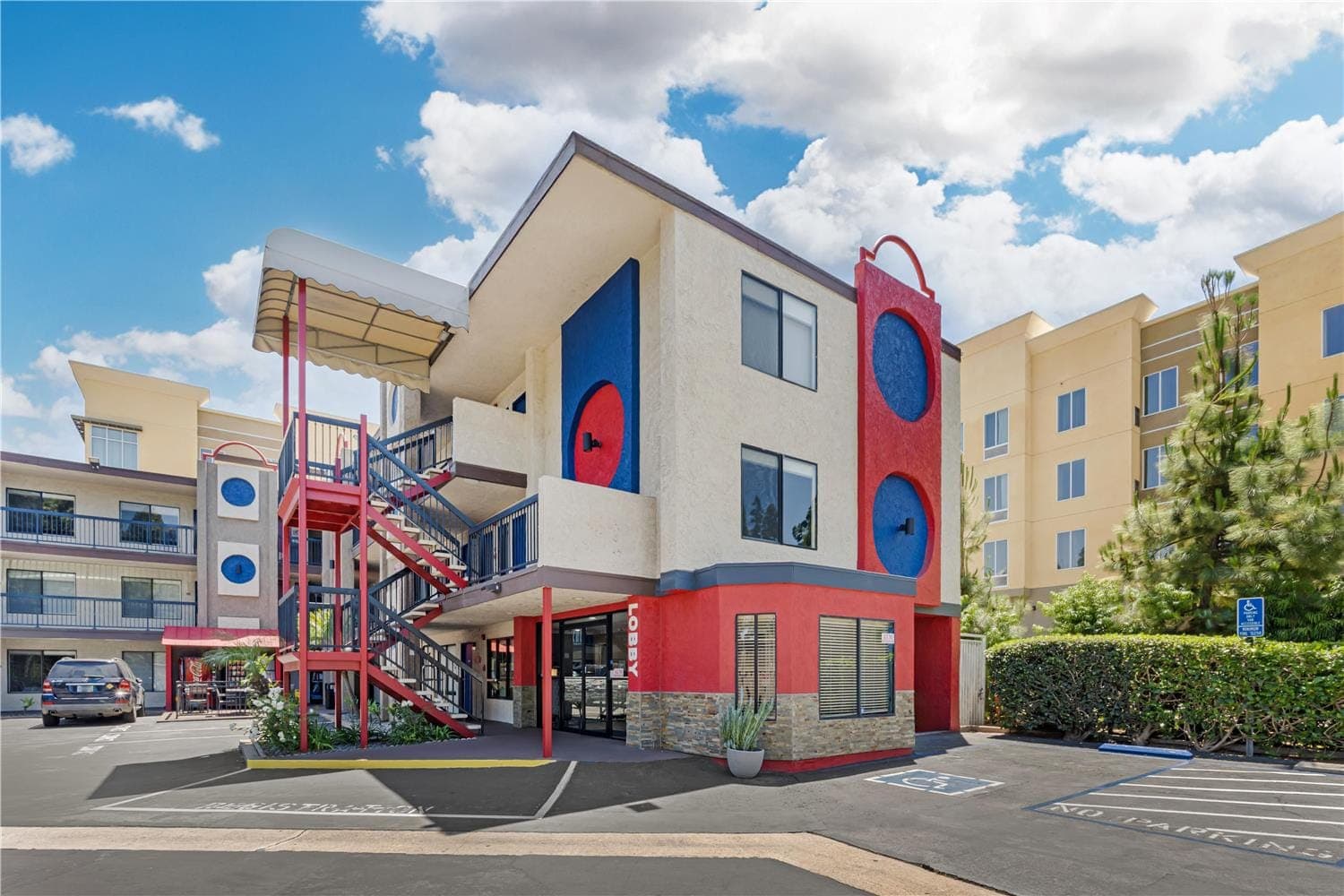 Best Western Courtesy Hotel - Anaheim Resort Amusement Park 5