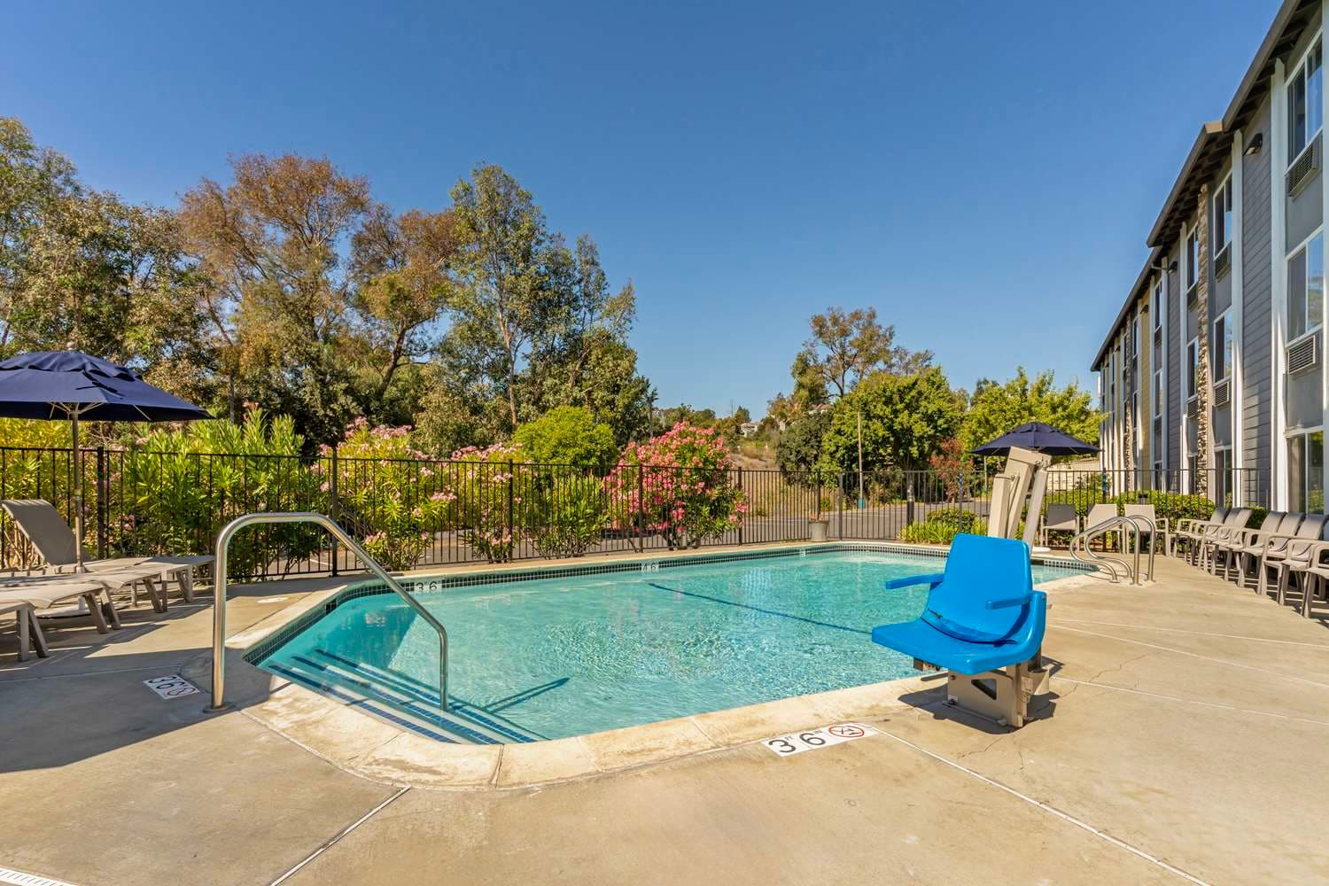 Best Western Plus Heritage Inn 2