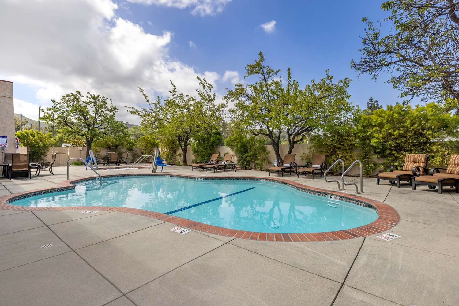 Best Western Plus Thousand Oaks Inn 5
