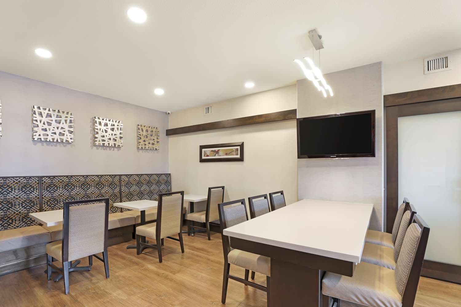 Best Western Plus Castle Rock 5