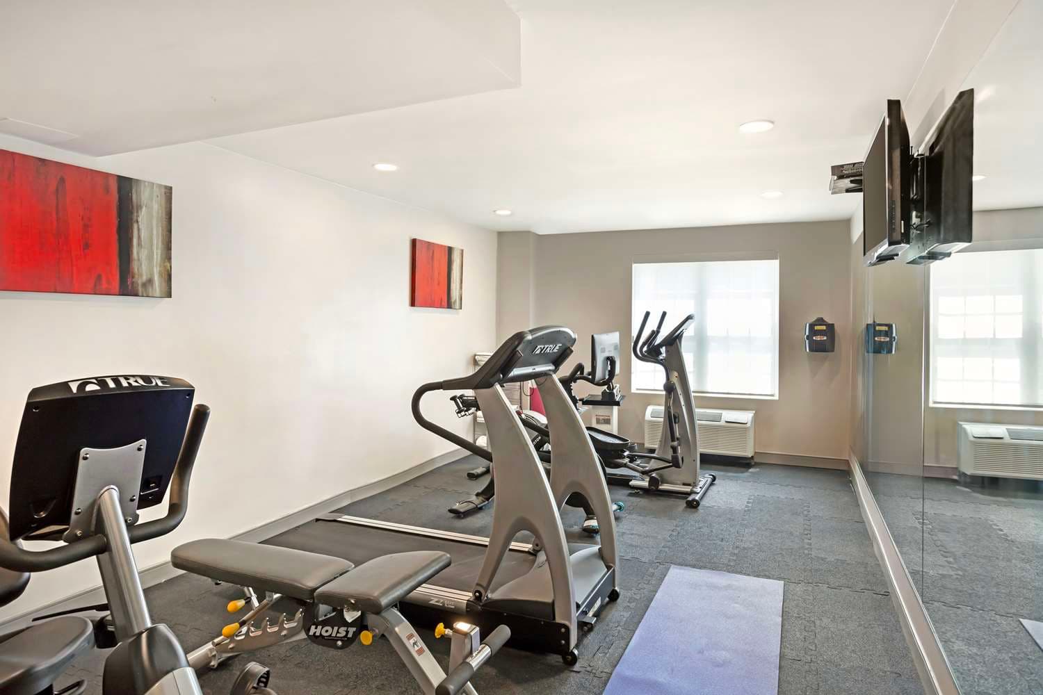 Best Western Plus Fairfield Hotel 4